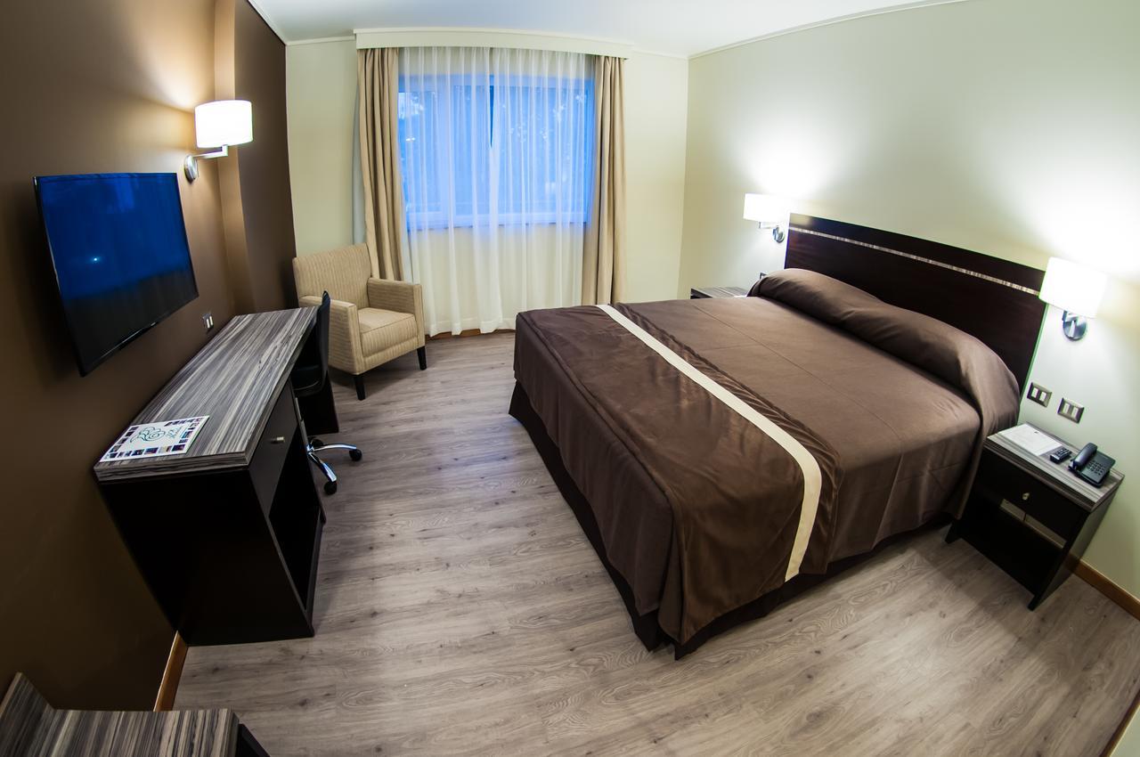 Hotel Diego De Almagro Курико Экстерьер фото